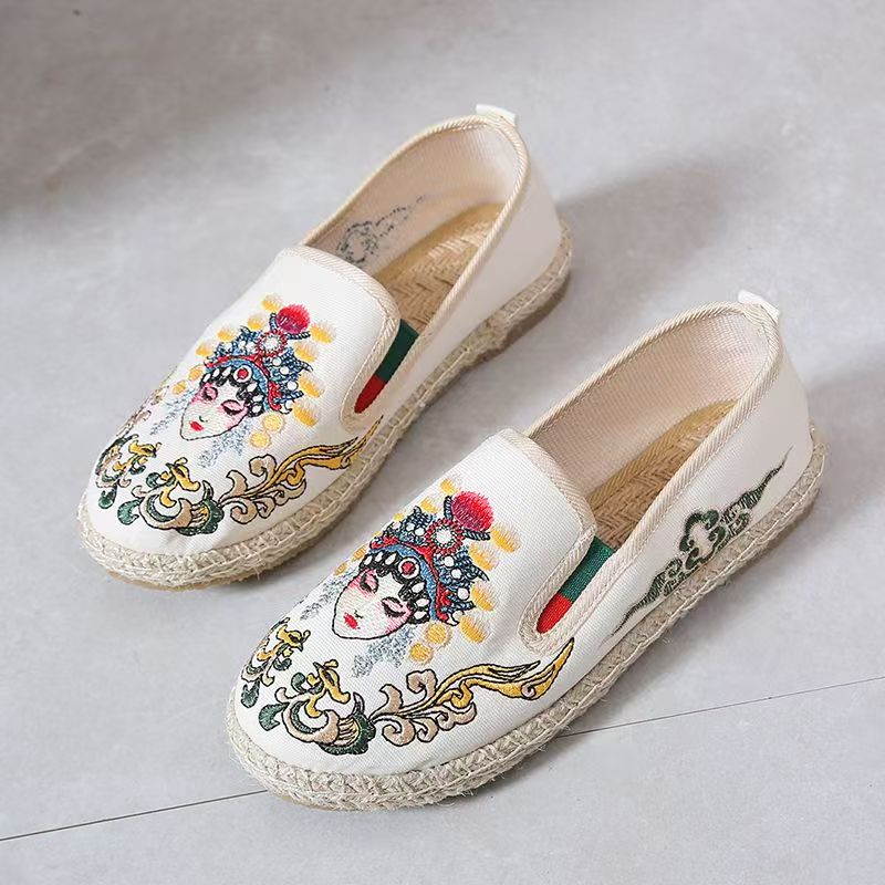 Женские тканевые туфли на плос – обзор и цена Embroidery Cloth